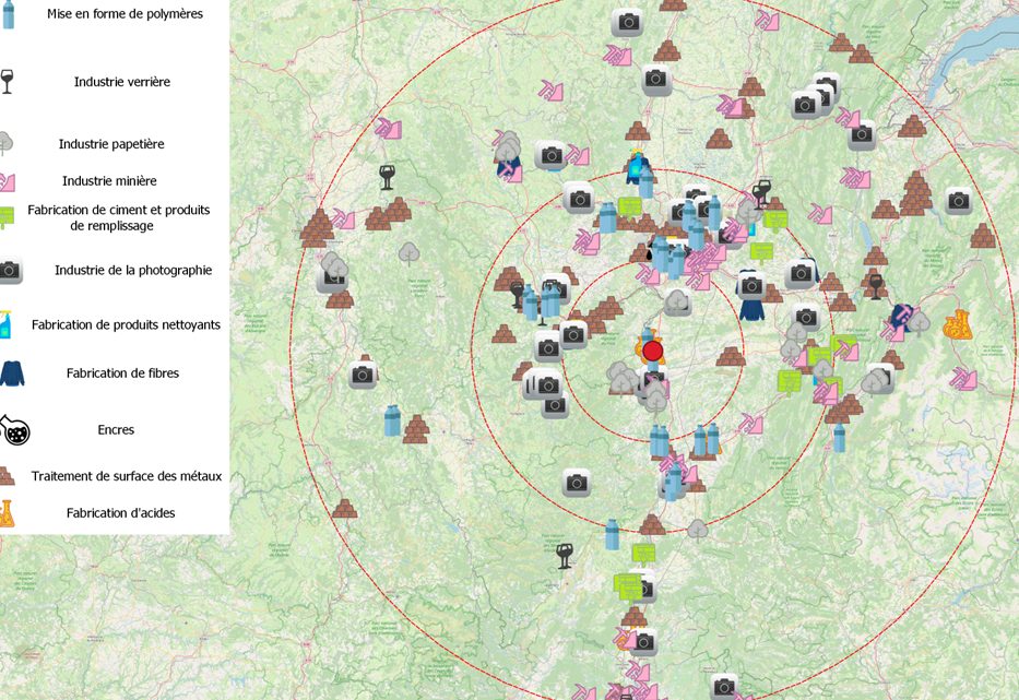Synergy Builder map showing geolocated industrial facilities around a site